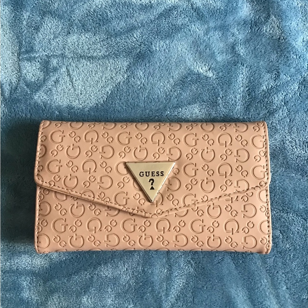 Guess ladies trifold wallett
